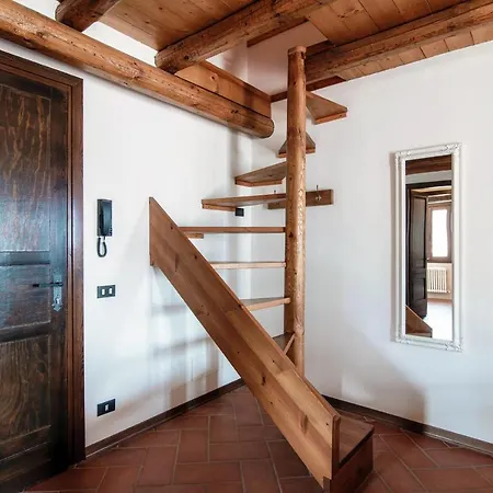 Daire Vista Argegno - By Myhomeincomo